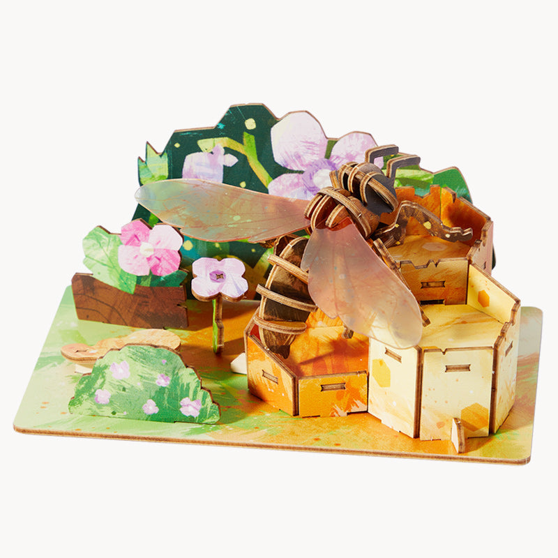 Wooden 3D Puzzle: Apis Mellifera